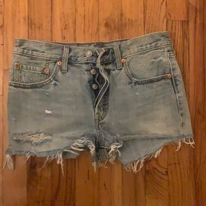 Tiniest Levis 501 precut jean shorts 27 waist